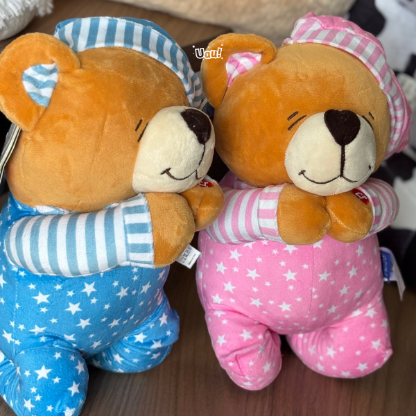 Foto de cliente com o Meu Primeiro Urso Rosa